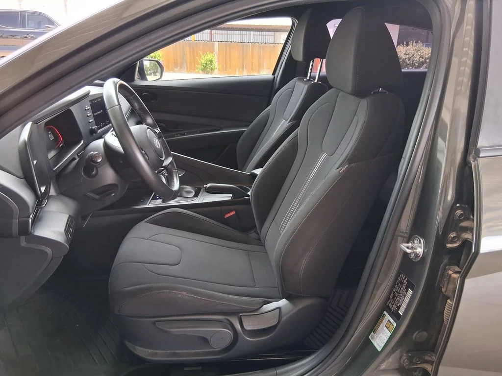 Certified Used 2025 Gray Hyundai SEL Sport image 18