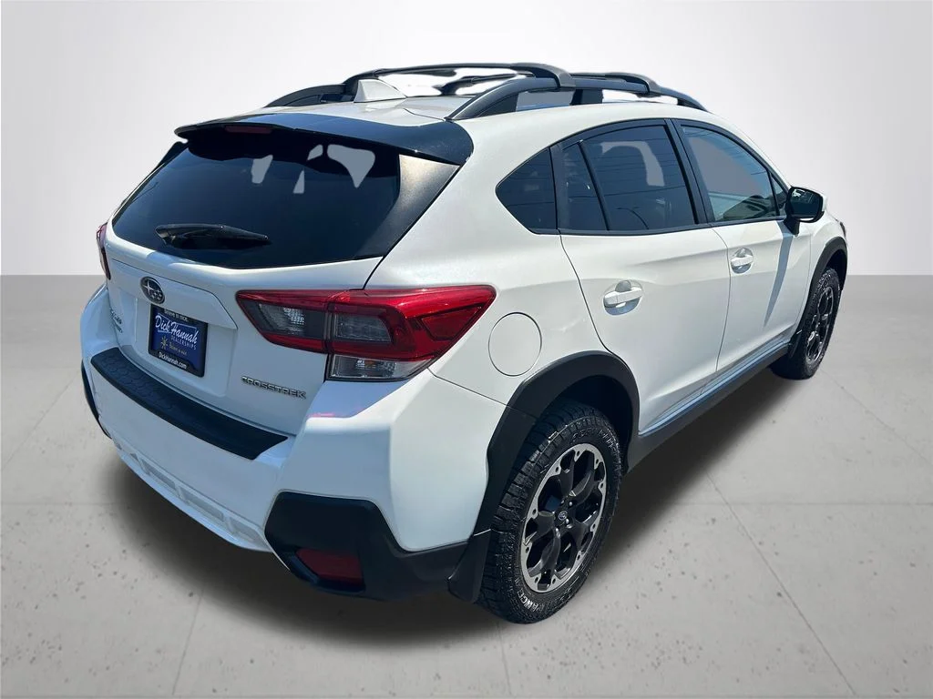 Used 2022 White Subaru Premium image 7