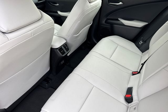 Used 2023 Silver Lexus 250h Base image 14