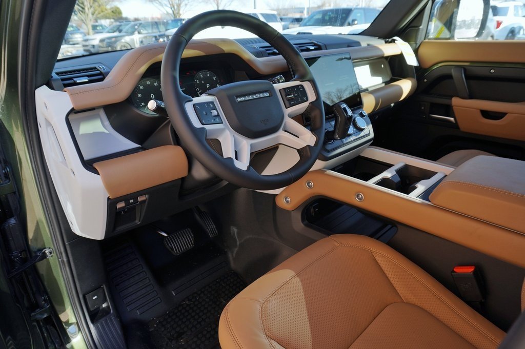 2026 LAND ROVER DEFENDER - Image 10