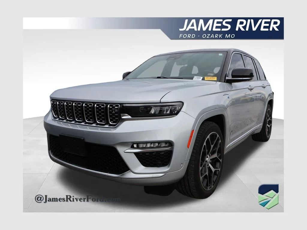 Used 2022 Silver Jeep Summit Reserve 4xe image 1