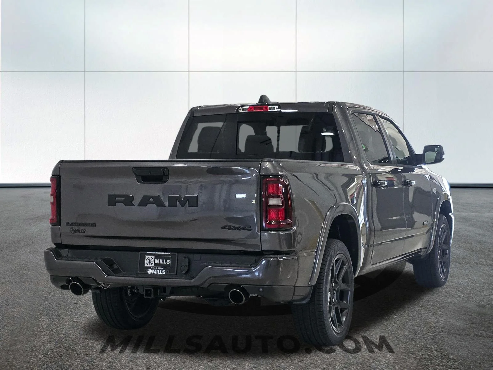 New 2026 Granite Crystal Metallic Clear-Coat Exterior Paint RAM Laramie image 7