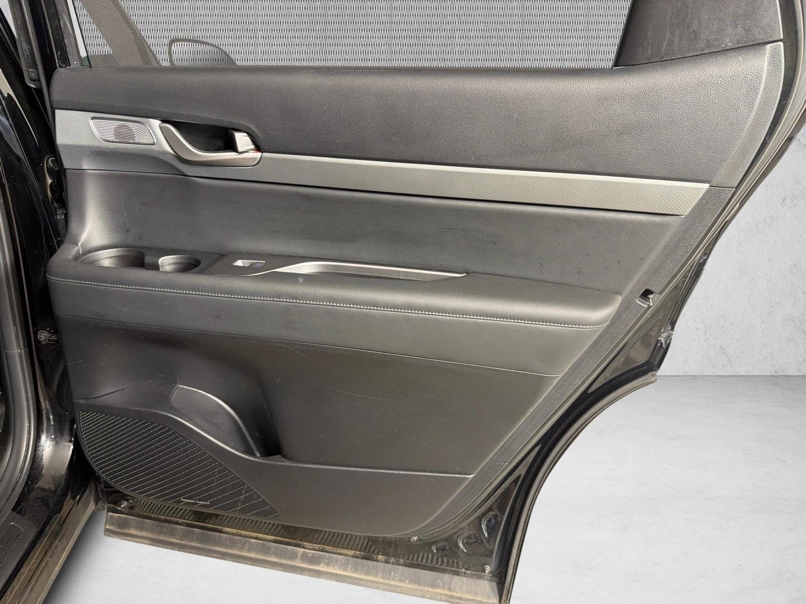 Used 2023 Abyss Black Pearl Hyundai SEL image 18