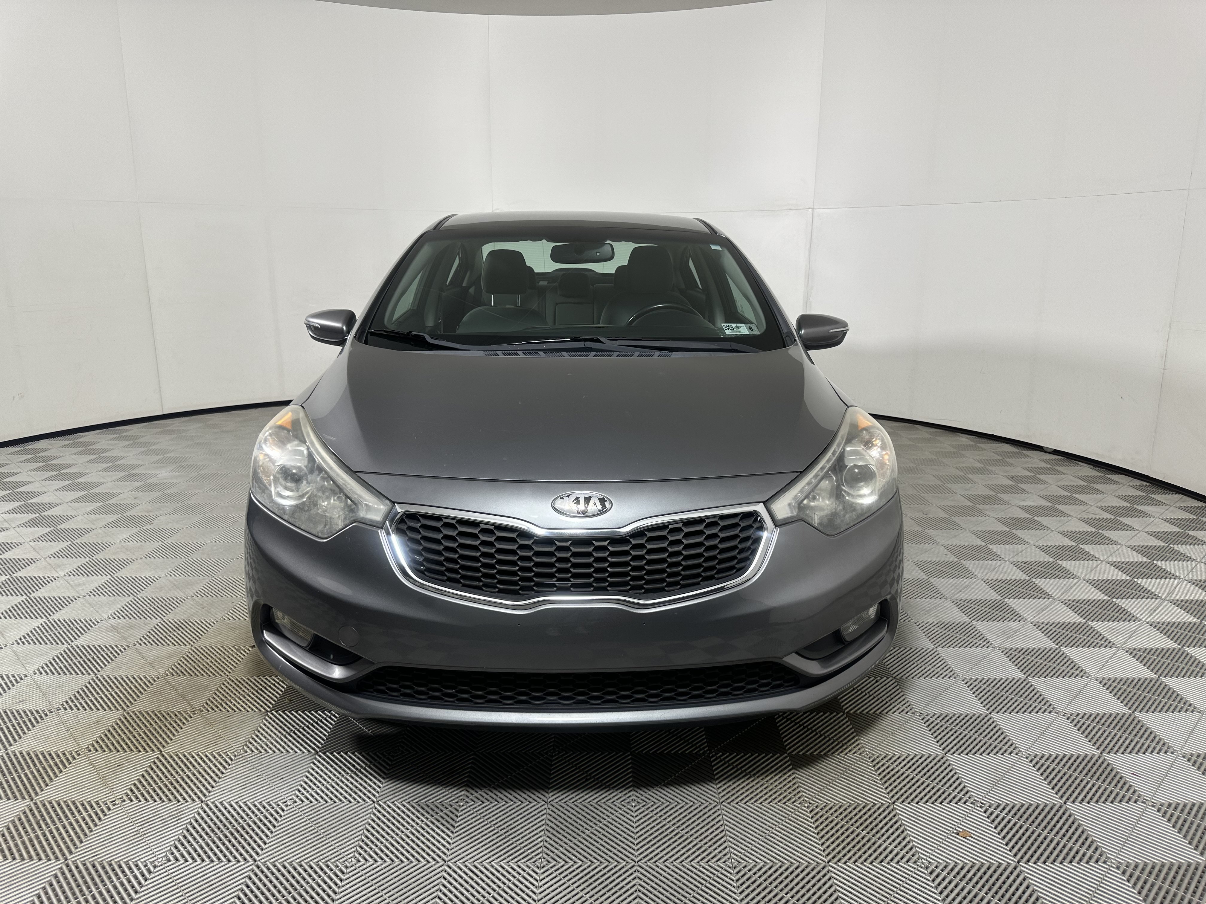 Used 2014 Kia Forte EX with VIN KNAFX4A85E5149433 for sale in Parkersburg, WV