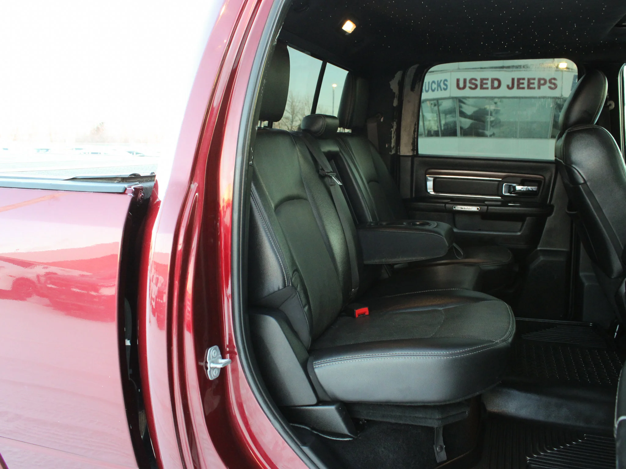 Used 2017 Red RAM Laramie * No Accidents | Cummins | 5th Wheel/Gooseneck | Remote start | Alpine image 17