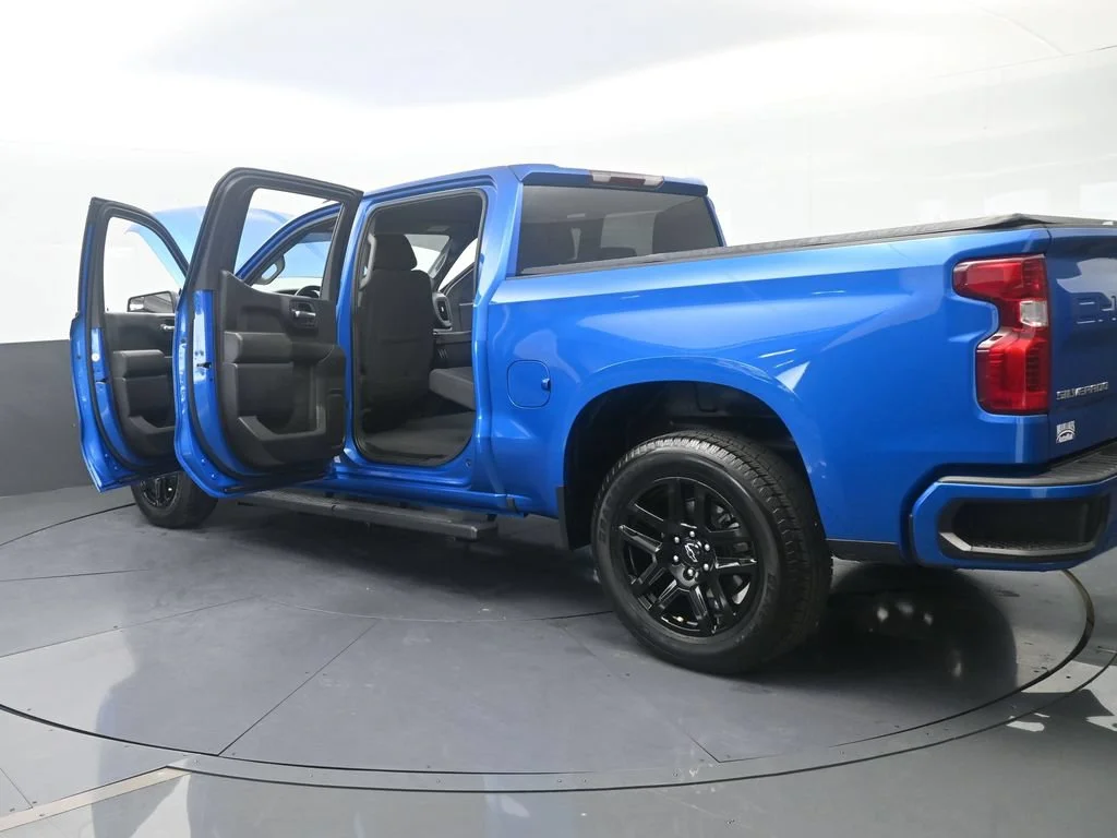 Used 2024 Glacier Blue Metallic Chevrolet Custom image 69