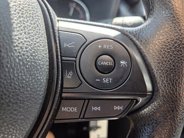 Used 2025 Ice Cap Toyota LE image 16