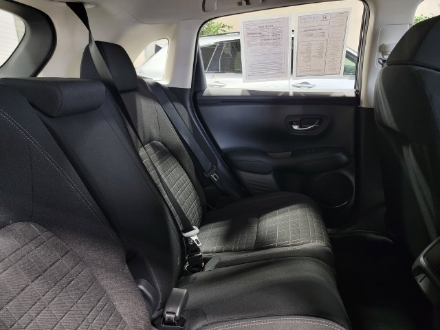 2025 Honda HR-V LX - Photo 14