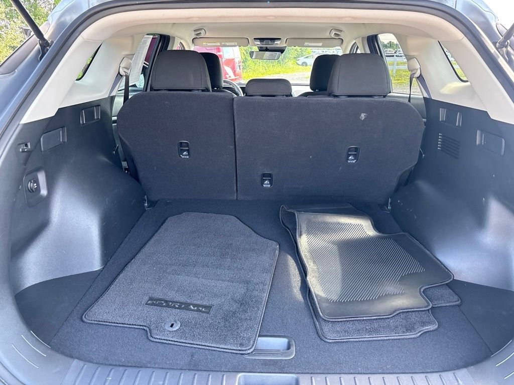 Used 2023 Gray Kia LX image 21