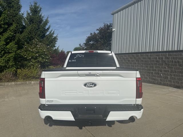 New 2026 Oxford White Ford XLT image 38