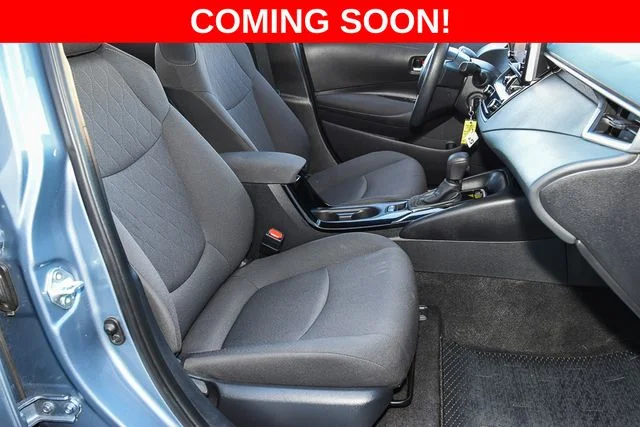 Used 2023  Toyota LE image 25