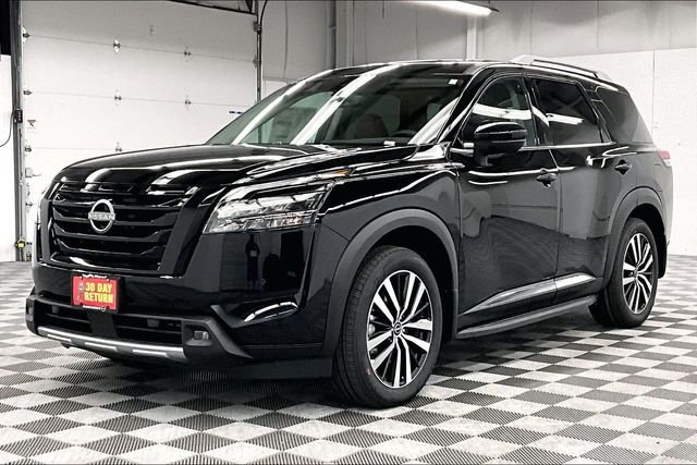 New 2025 Super Black Nissan Platinum image 2