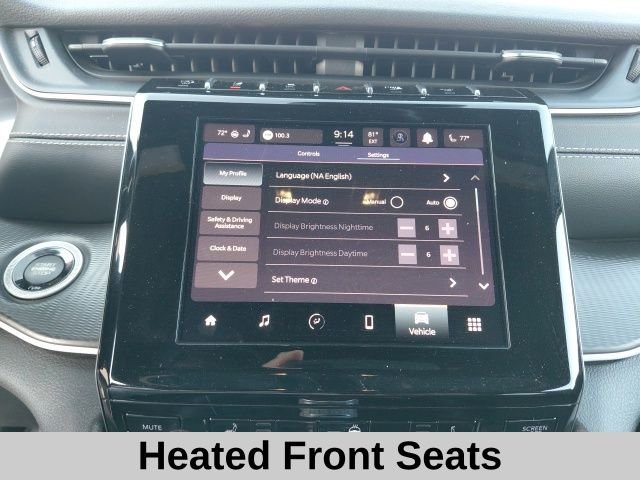 Used 2023 Red Jeep Altitude image 19