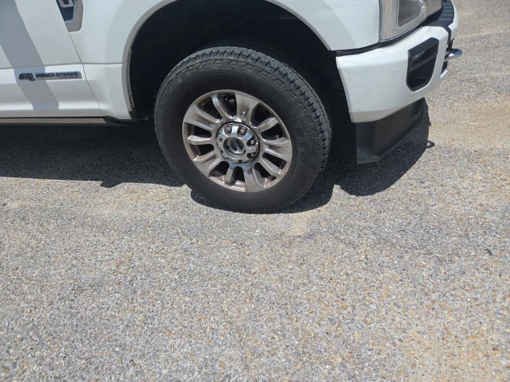 Used 2021 White Ford Limited image 12