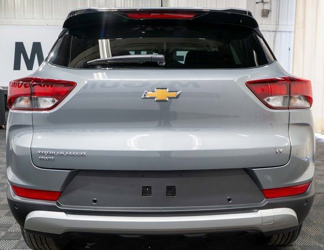 New 2026 Sterling Gray Metallic Chevrolet LT image 6