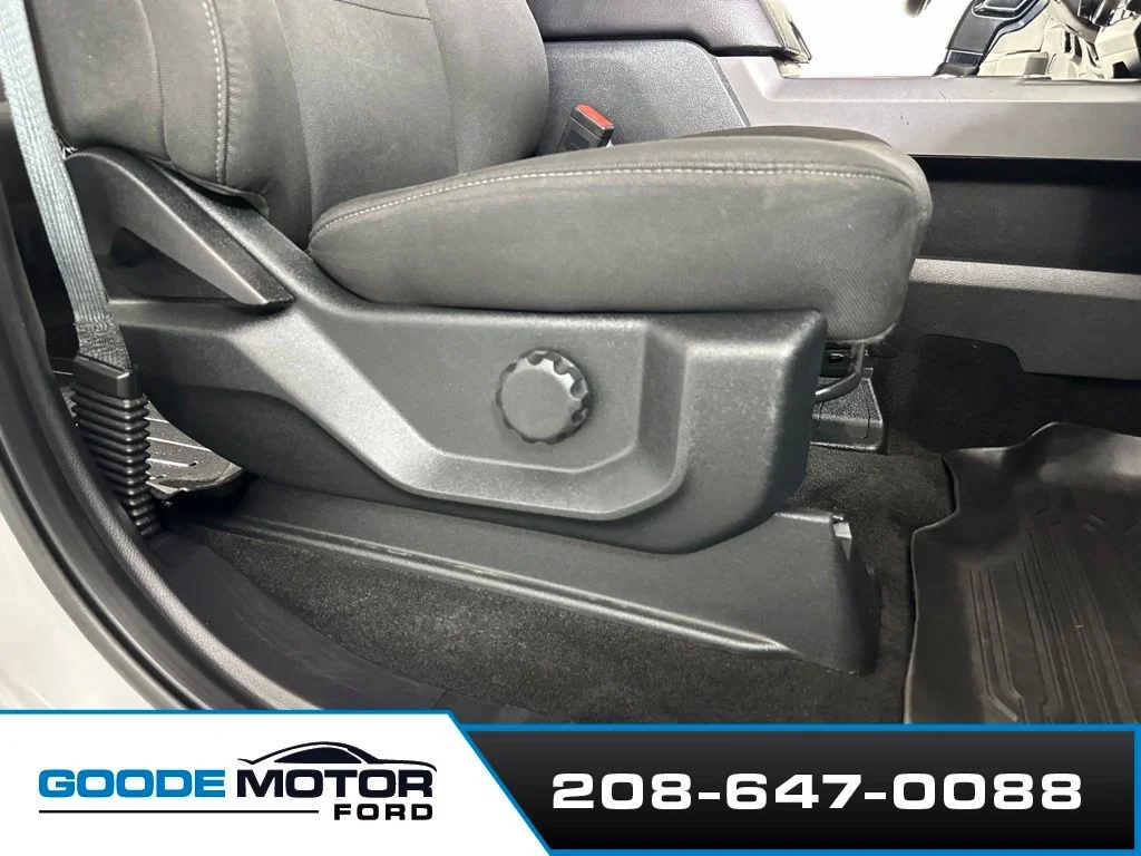 Used 2018 White Ford XLT image 23