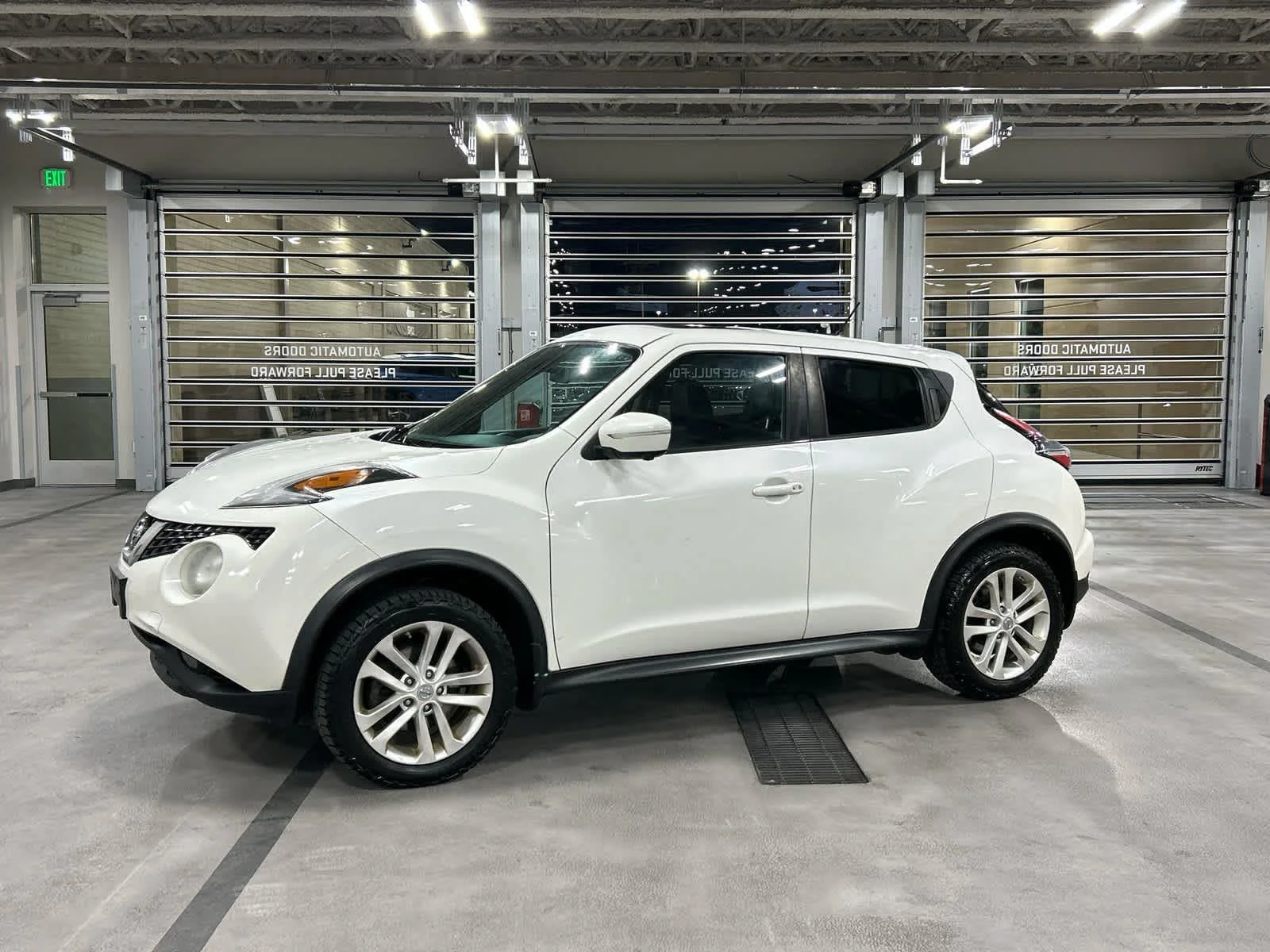 2016 Nissan Juke SL AWD CVT's photo