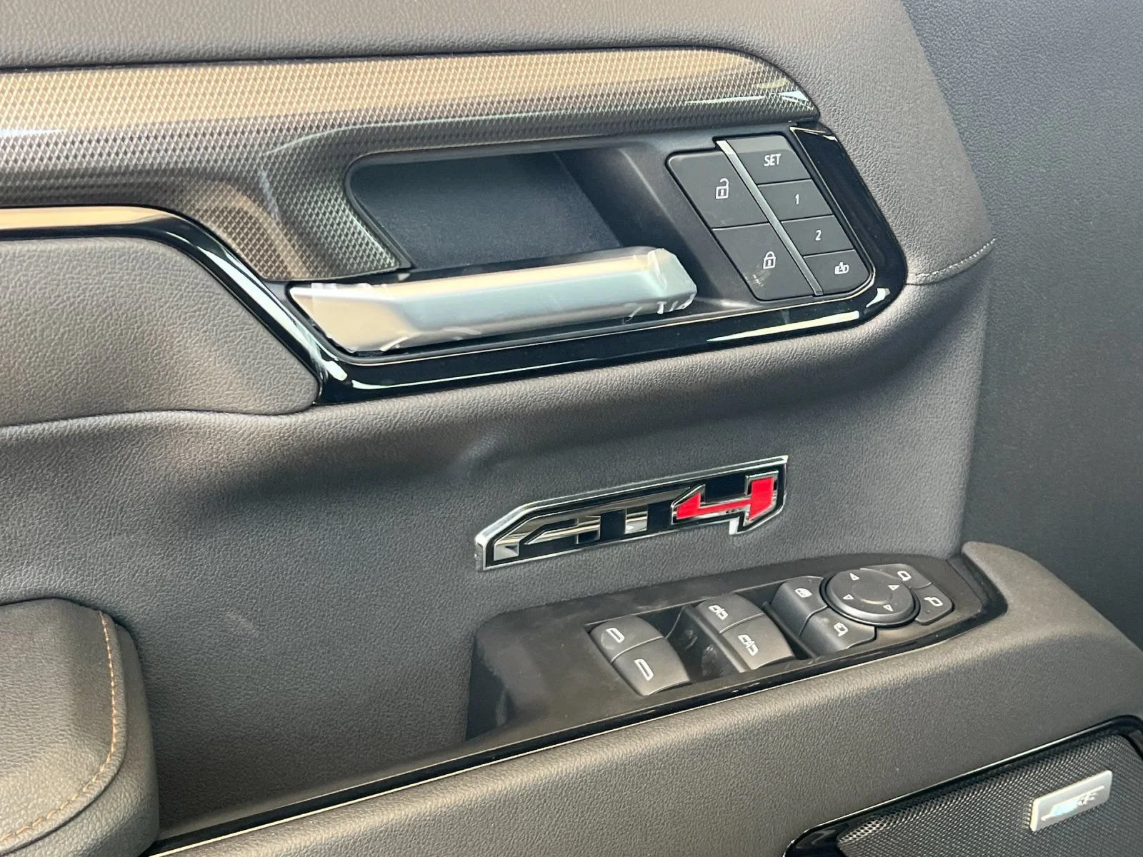 2026 GMC Sierra 1500 AT4 - Photo 10