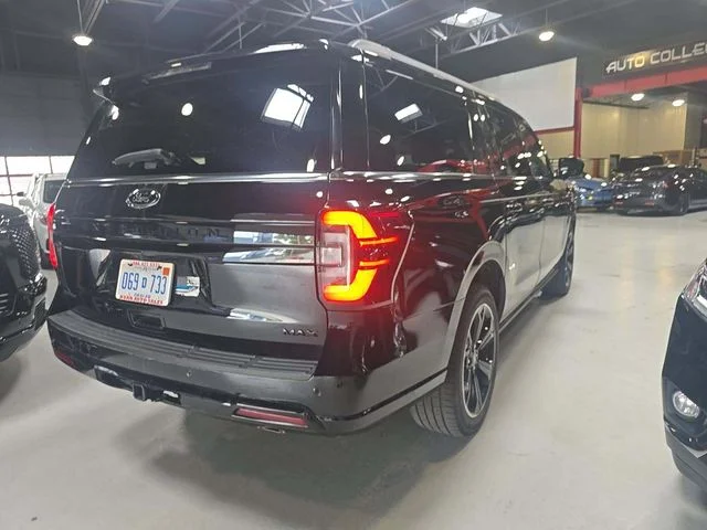 Used 2023 Black Ford Limited image 3