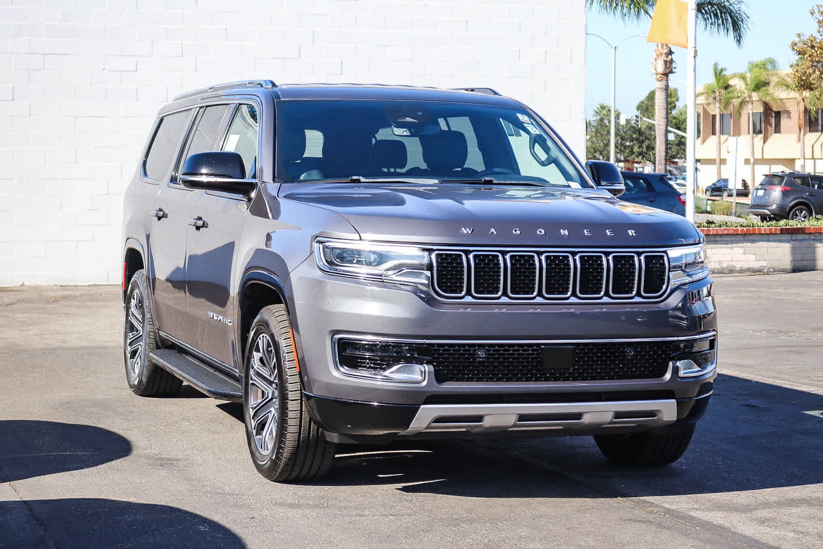 Used 2024 Baltic Gray Metallic Clearcoat Jeep Series II image 3