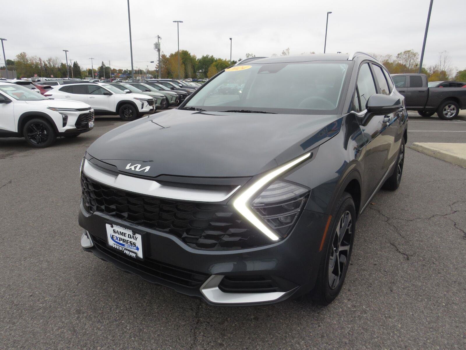 Used 2024 Gravity Gray Kia EX image 14
