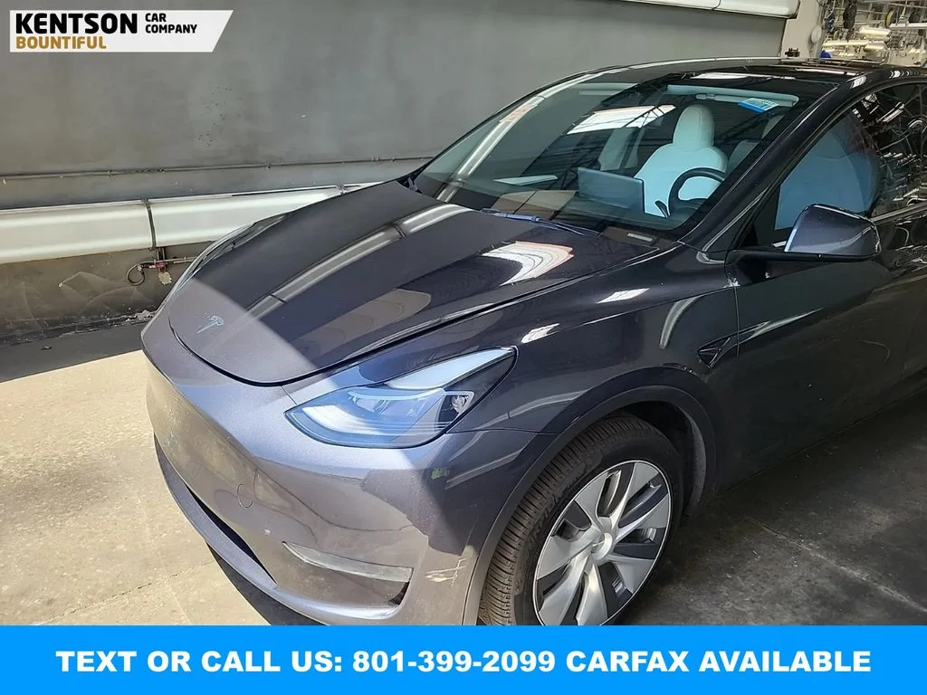 2024 Tesla Model Y Long Range Dual Motor All-Wheel Drive's photo