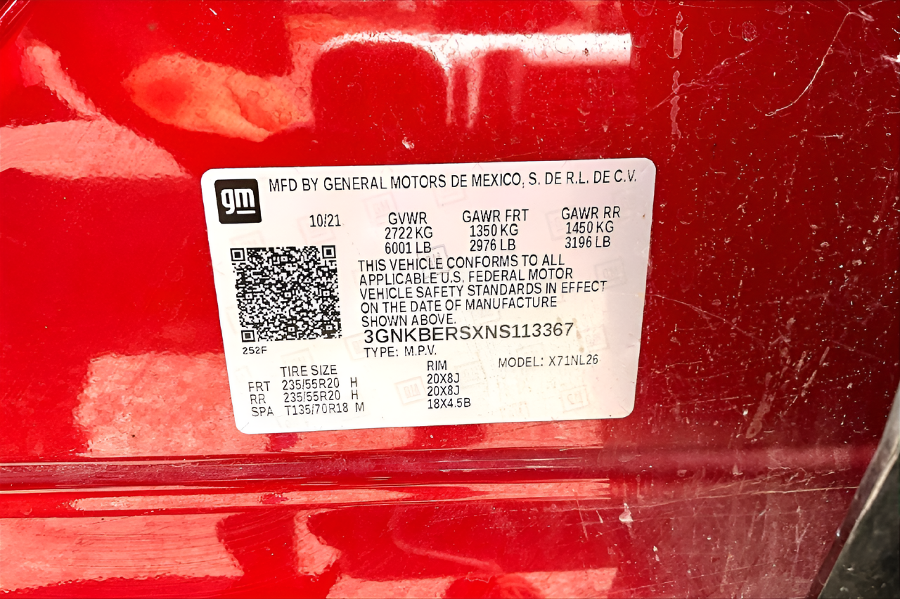 Used 2022 Red Chevrolet RS image 31
