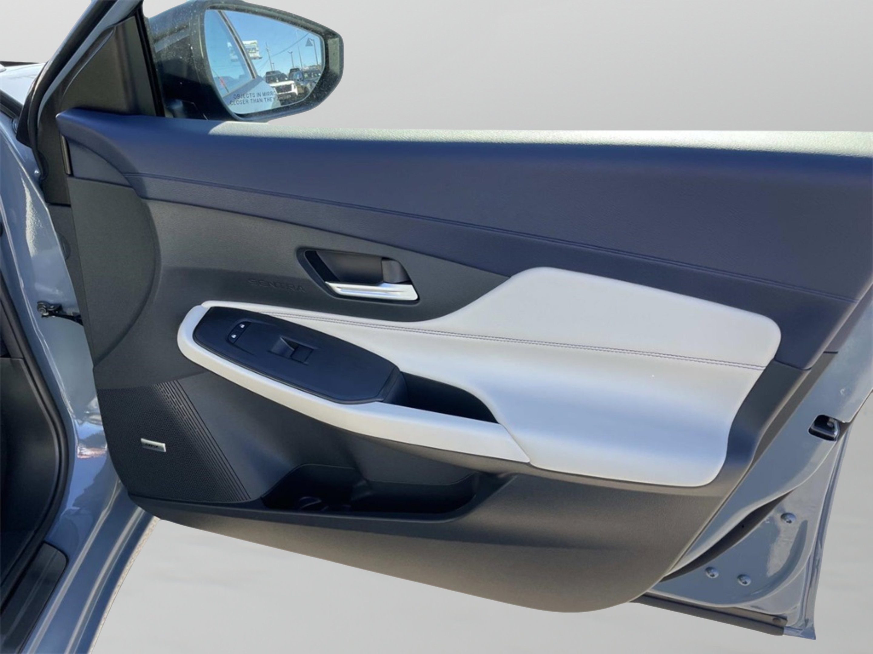 2026 Nissan Sentra SL - Photo 18