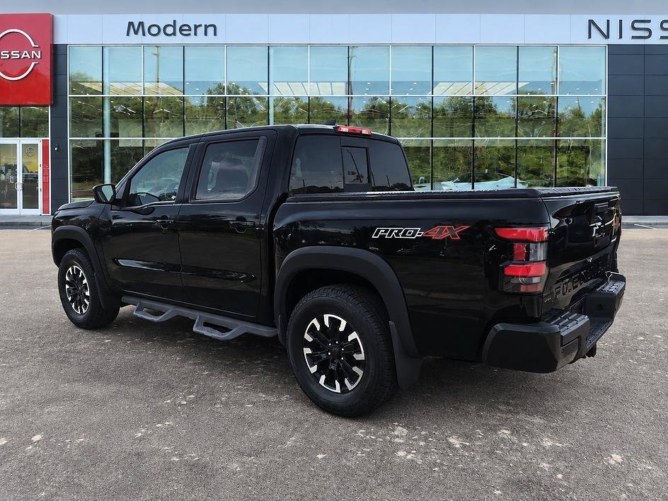 Used 2022 Super Black Nissan PRO-4X image 8