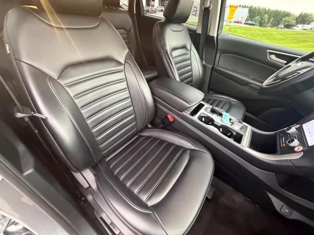 Used 2024 Silver Ford SEL image 35