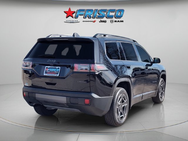 New 2026 Diamond Black Crystal Pearl-Coat Exterior Paint Jeep Laredo image 7