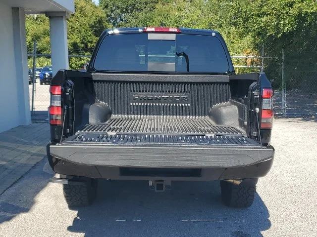 2026 Nissan Frontier SV - Photo 9
