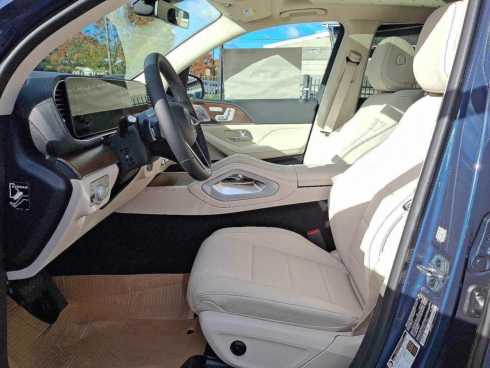 Used 2026 Twilight Blue Metallic Mercedes-Benz GLE 350 image 8