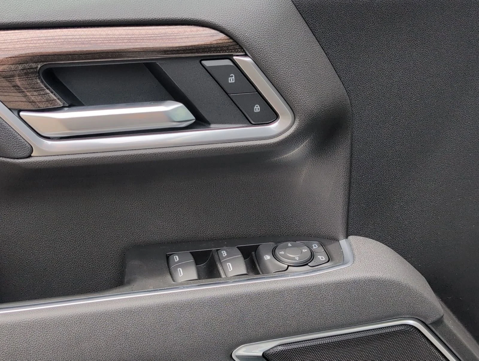 2026 Chevrolet Silverado 1500 LT - Photo 16