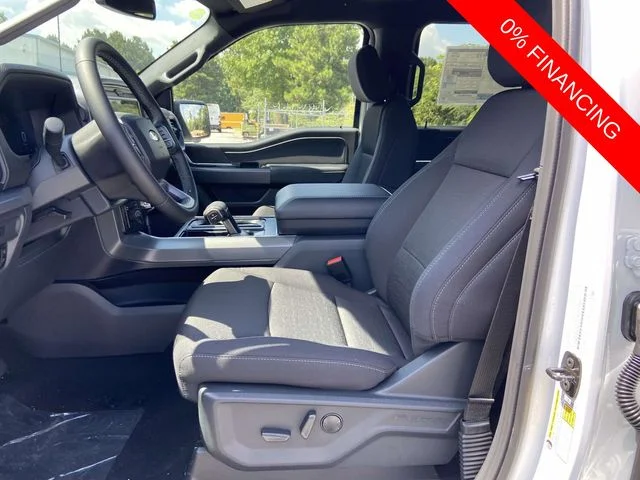 New 2026 Oxford White Ford XLT image 12