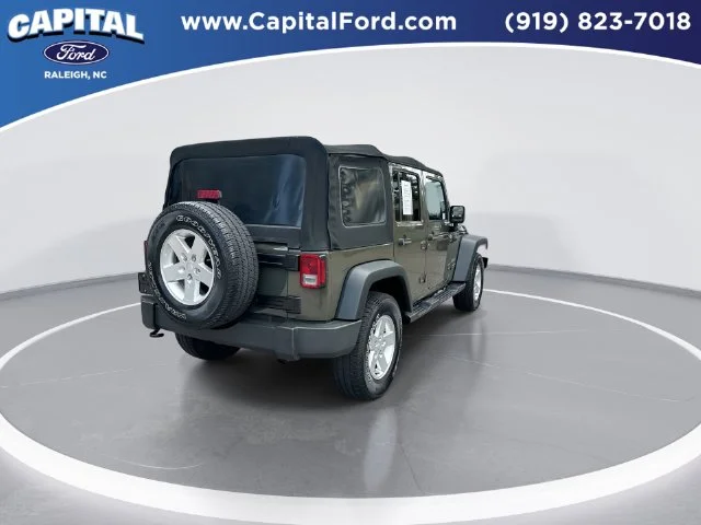 Used 2015 Green Jeep Unlimited Sport image 8