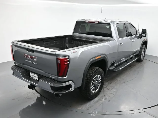 Used 2026 Sterling Metallic GMC SLT image 37