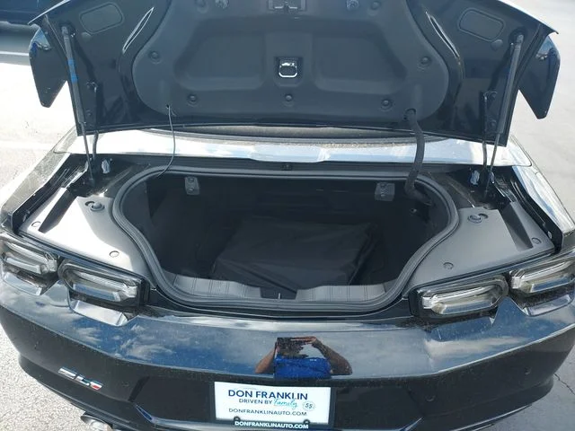 Used 2022 Black Chevrolet ZL1 image 28