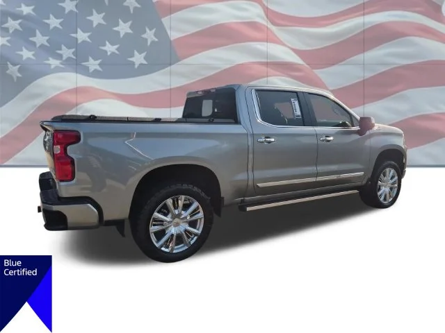 Used 2026 Gray Chevrolet High Country image 4