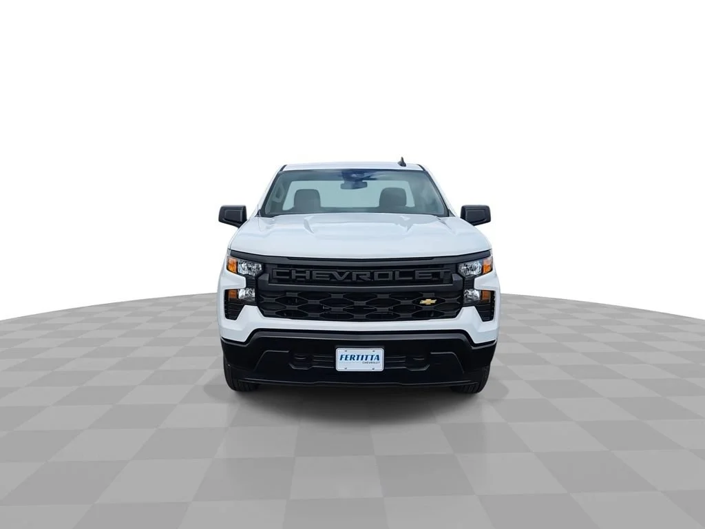 New 2026 Summit White Chevrolet WT image 3