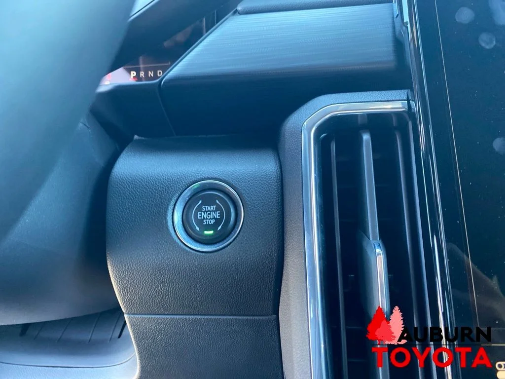 Used 2026 Summit White GMC Elevation image 49