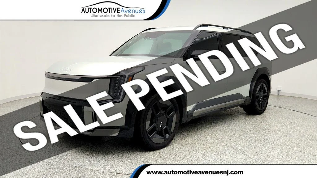 2024 Kia EV9 GT-Line AWD's photo