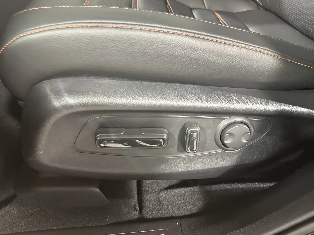 New 2027 Canyon River Blue Metallic Honda Sport Touring image 5