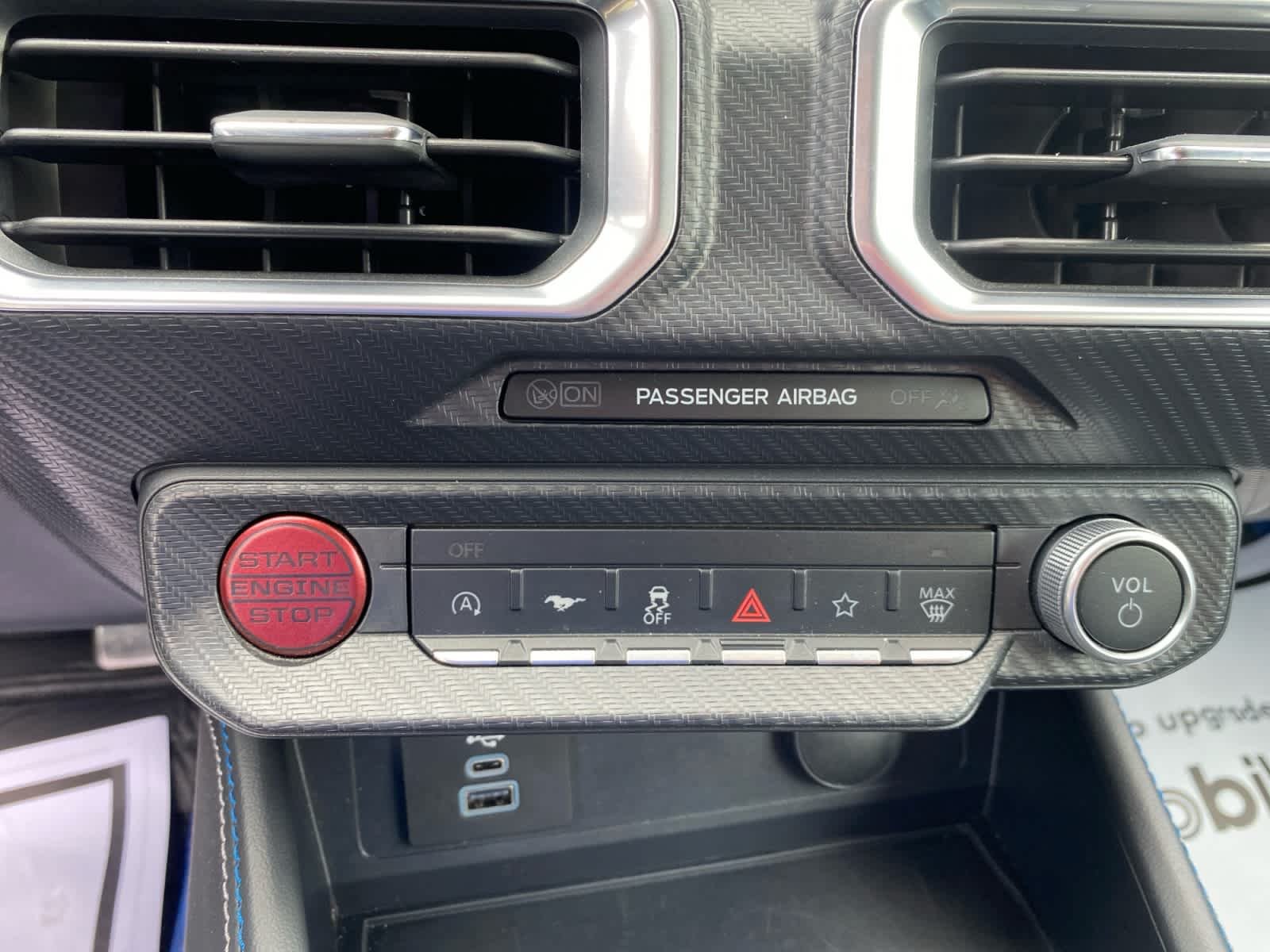 Used 2025 Shadow Black Ford GT Premium image 28