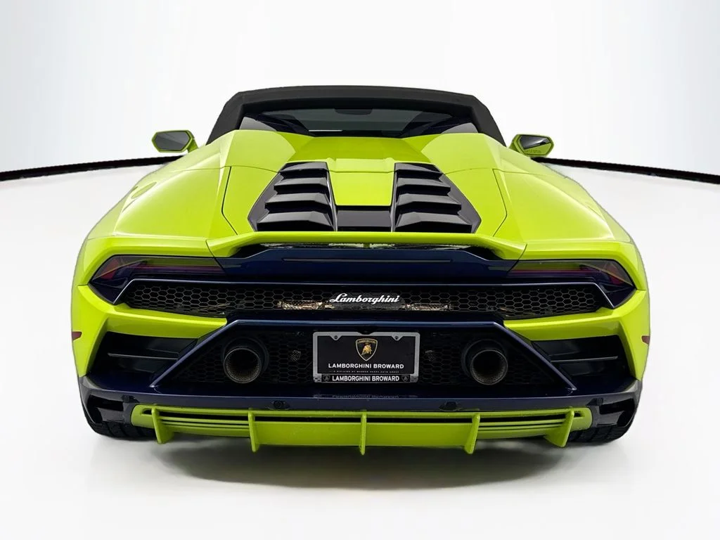 Used 2020  Lamborghini  image 36