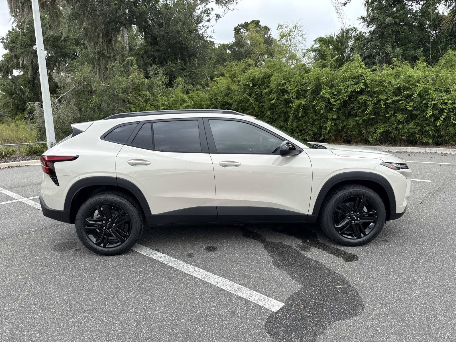 New 2026 White Sands Chevrolet ACTIV image 2