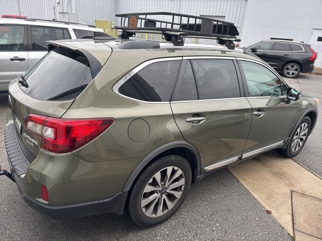 2017 Subaru Outback Touring
