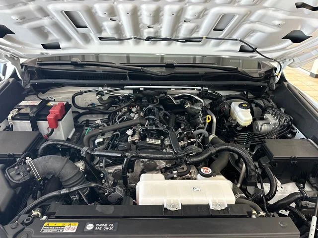 Used 2025 White Toyota SR5 image 27