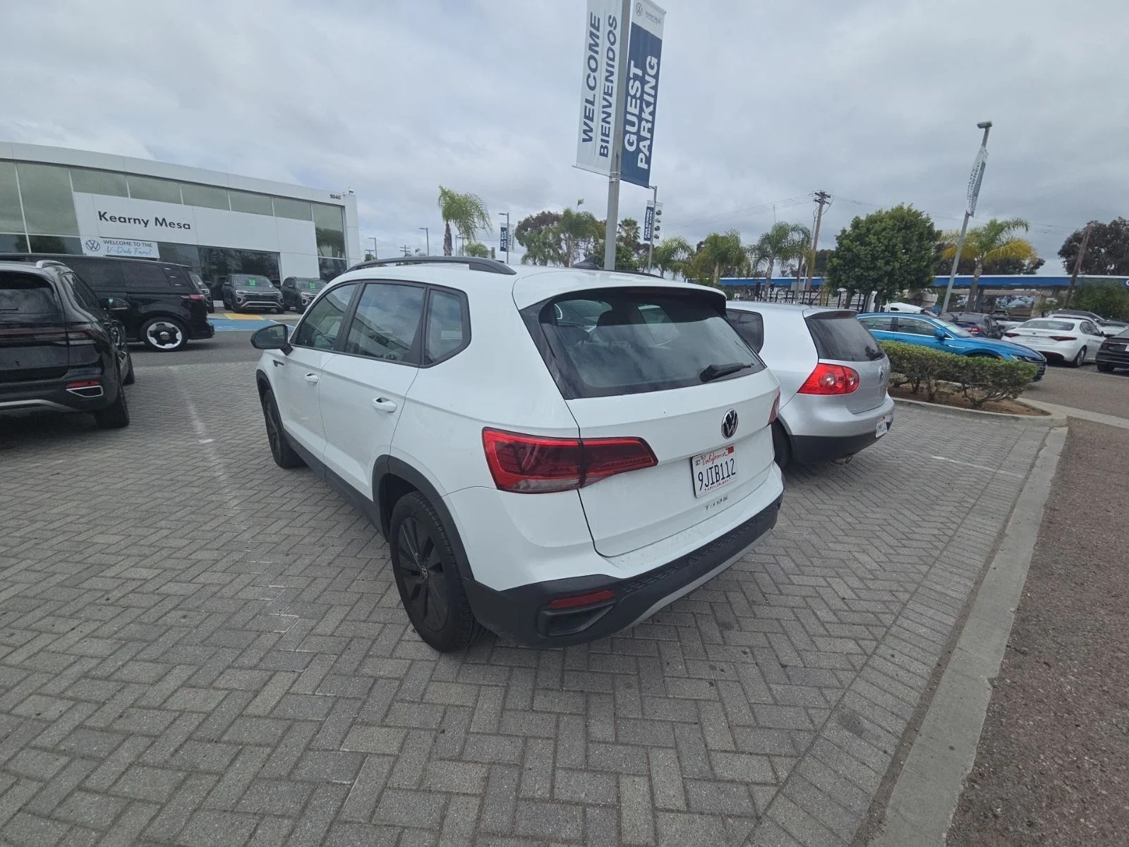 Certified Used 2023 White Volkswagen 1.5T S image 5