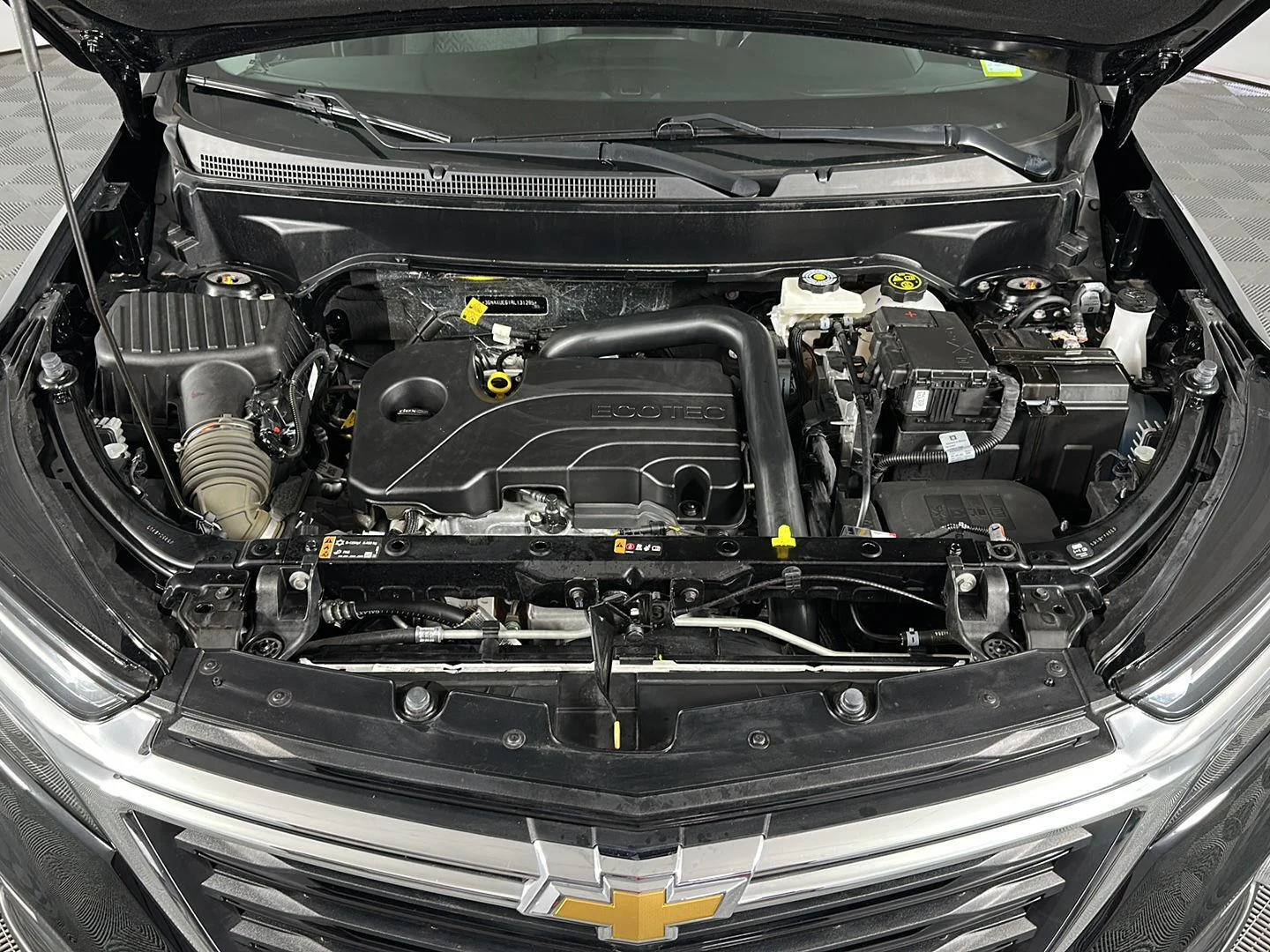 Used 2024 Mosaic Black Metallic Chevrolet LT image 6